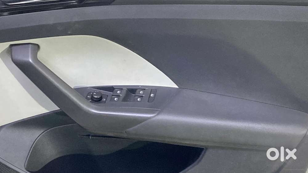 Skoda Kushaq 1.0 Tsi Style, 2022, Petrol