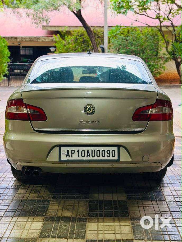 Skoda Superb 1.8 Elegance Tsi At, 2010, Petrol