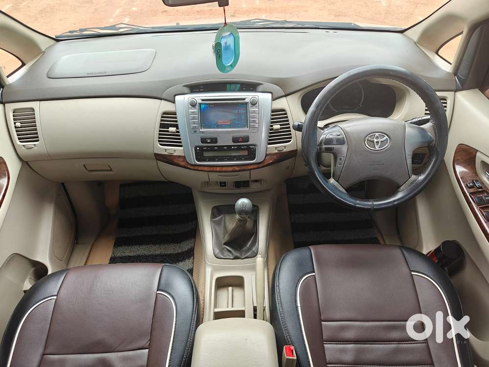 Toyota Innova 2.5 V 7 Str, 2012, Diesel