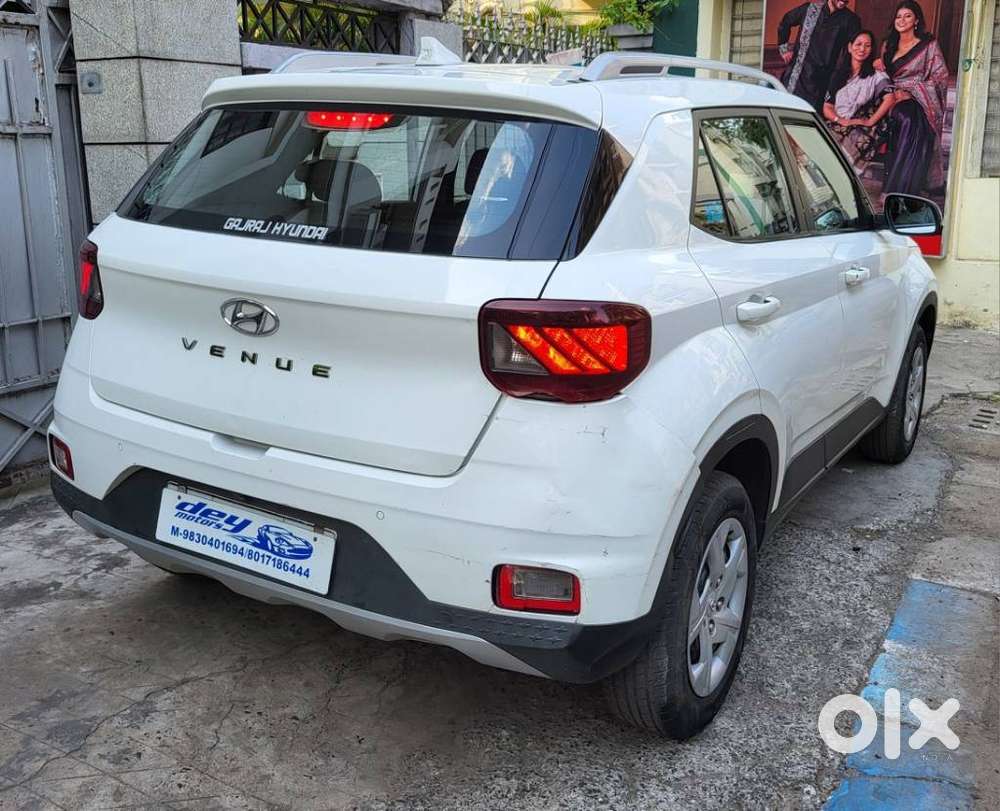 Hyundai Venue 1.2 S Plus, 2021, Petrol