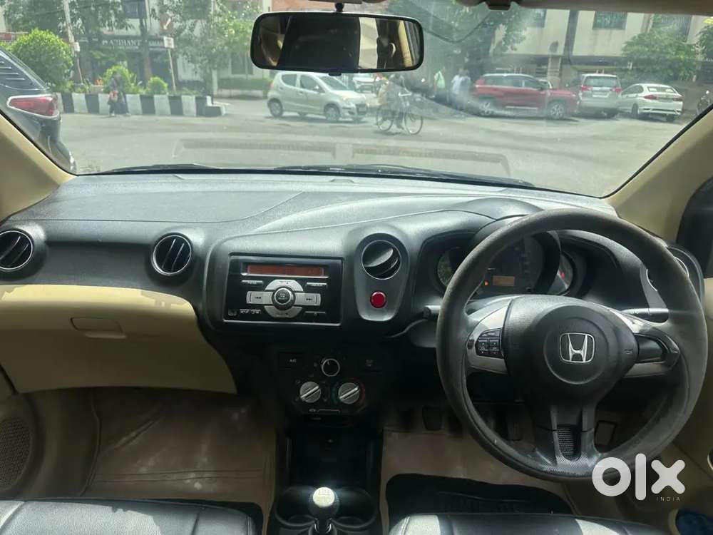 Honda Brio 2014 Petrol Well Maintained