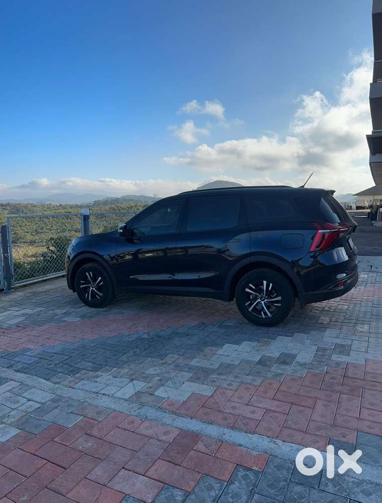 Mahindra Xuv700 Diesel Mt 2025