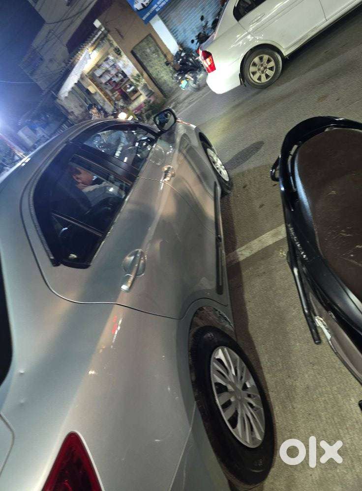 Maruti Suzuki Dzire 1.2 Vxi Amt, 2024, Petrol