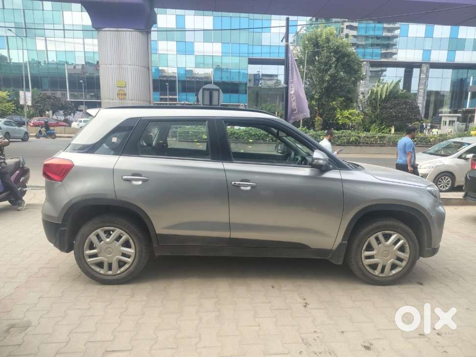 Maruti Suzuki Vitara Brezza 1.5 Vxi At, 2021, Petrol