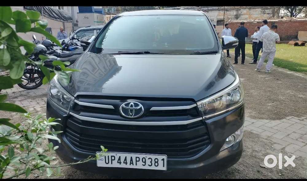 Toyota Innova Crysta 2.4