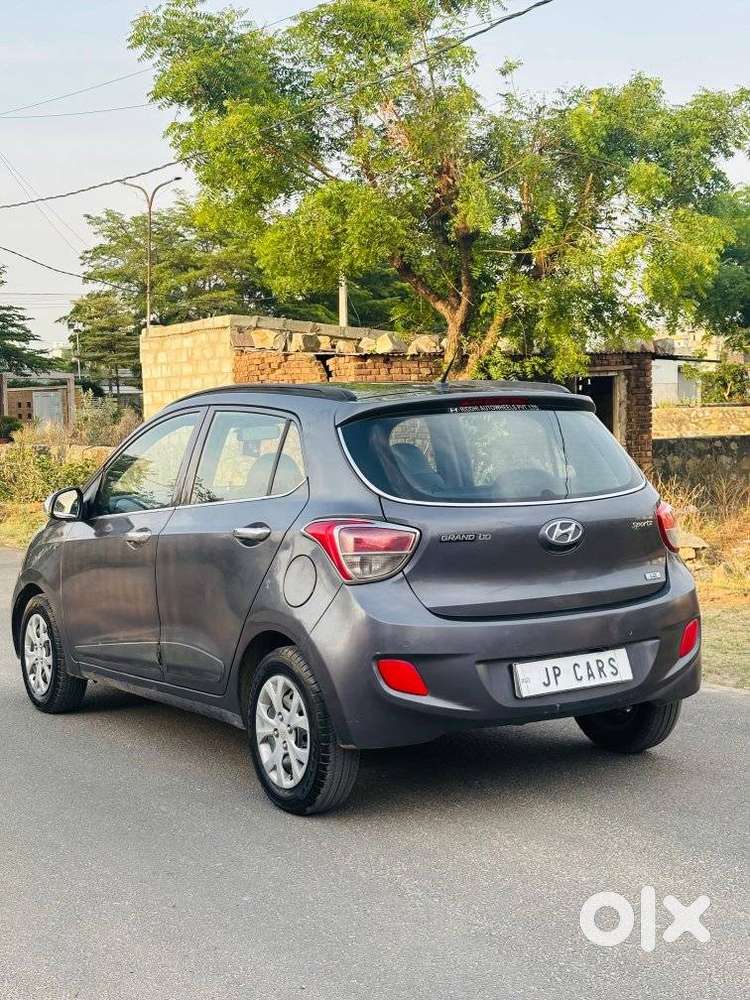 Hyundai Grand I10 2013-2016 Sportz, 2016, Petrol