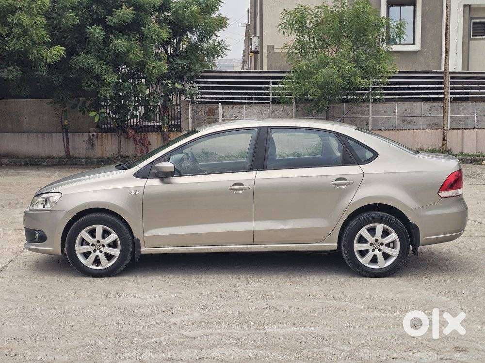 Volkswagen Vento Ipl Ii Petrol Highline At, 2012, Petrol