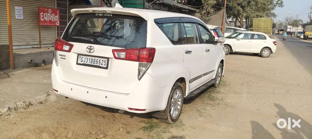 Toyota Innova Crysta 2016