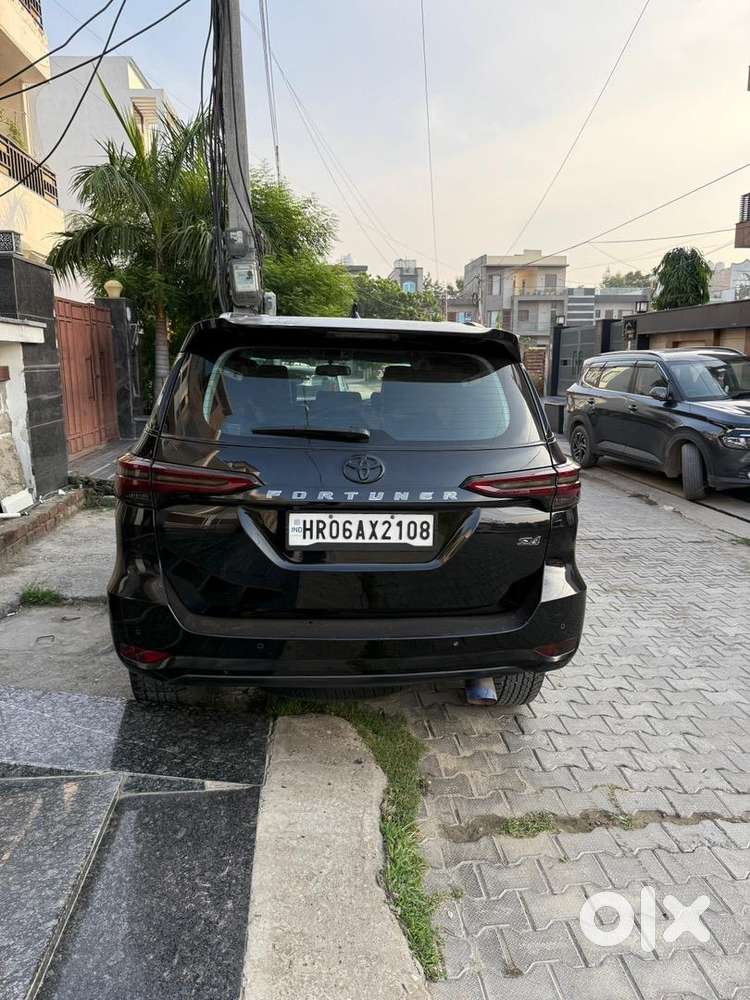 Toyota Fortuner 2021 Diesel Well Maintained