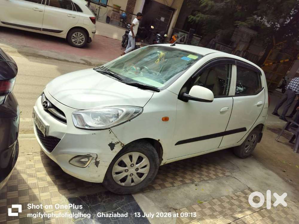 Hyundai Grand I10 2013 Cng & Petrol Well Maintained