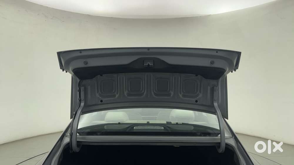 Hyundai Verna 1.5 Sx (o) Vtvt Ivt, 2023, Petrol