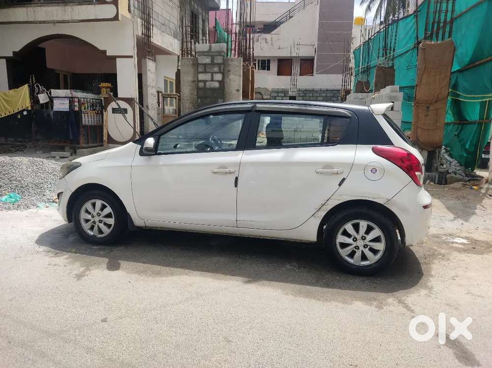 Hyundai I20 Sportz 2012 Diesel With 4th Owner