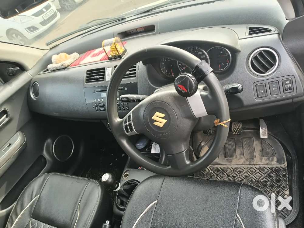 Maruti Suzuki Swift 2008 Petrol 100000 Km Driven