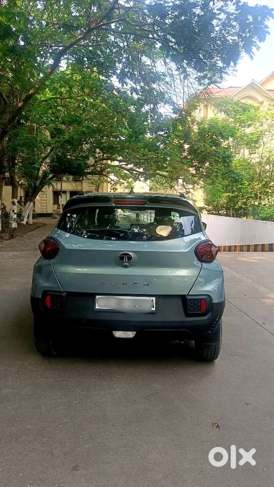 Tata Punch Adventure Plus Sunroof