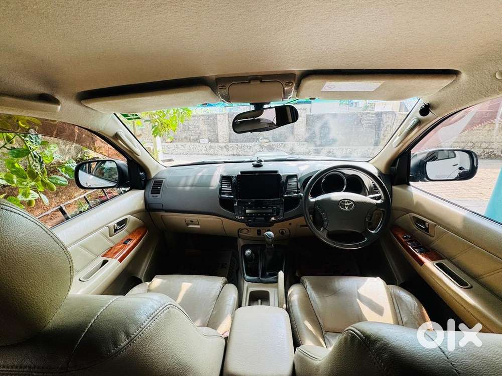Toyota Fortuner 2010 Diesel Well Maintained