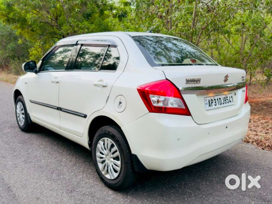 Maruti Suzuki Dzire 1.2 Vxi, 2016, Petrol
