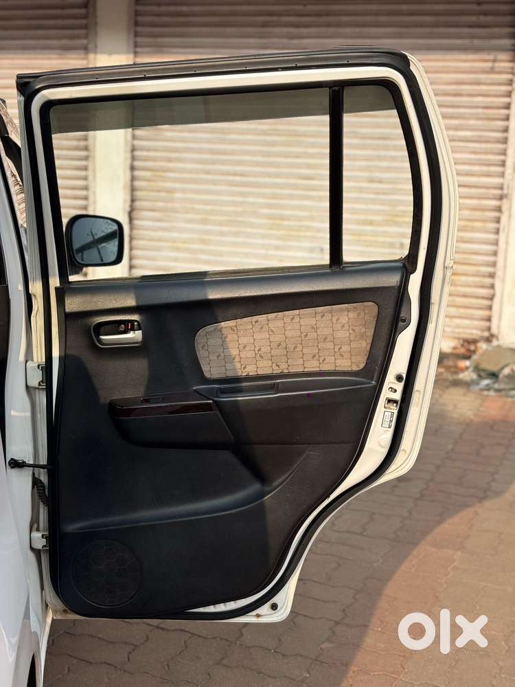 Maruti Suzuki S-presso Vxi Plus, 2020, Cng & Hybrids