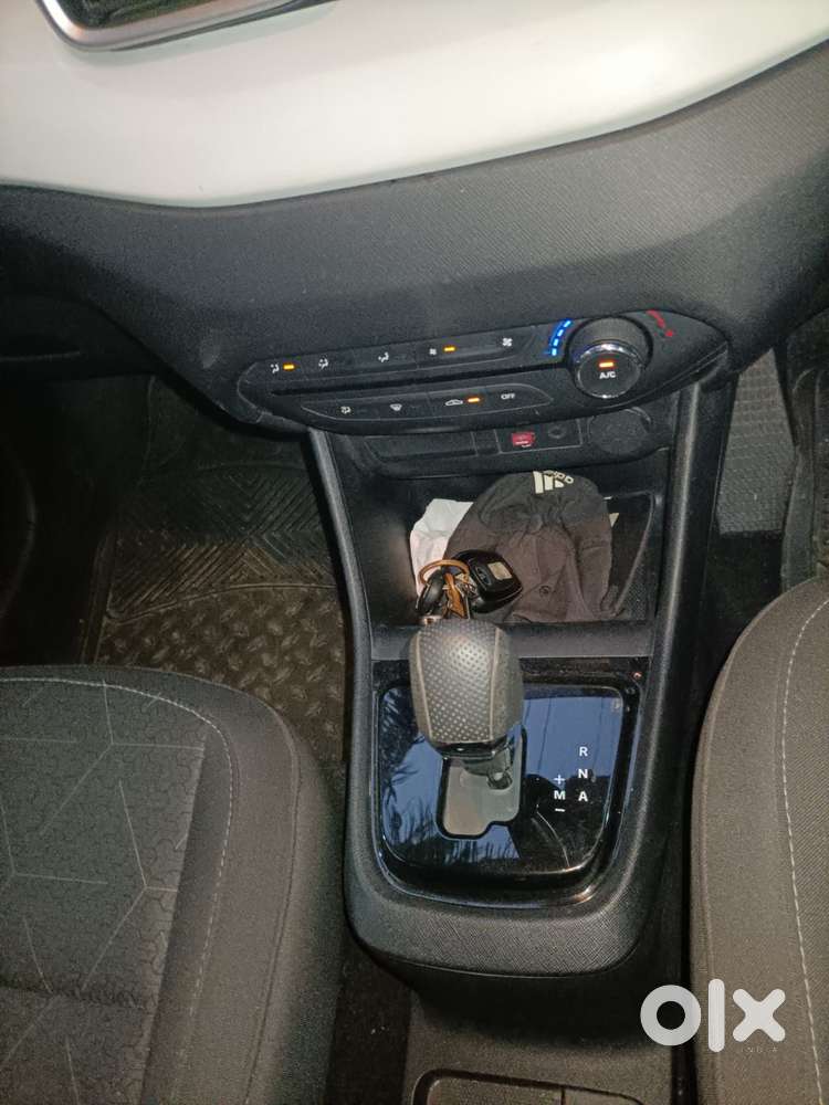 Tata Punch 1.2 Revotron Accomplished Camo Amt, 2021, Petrol