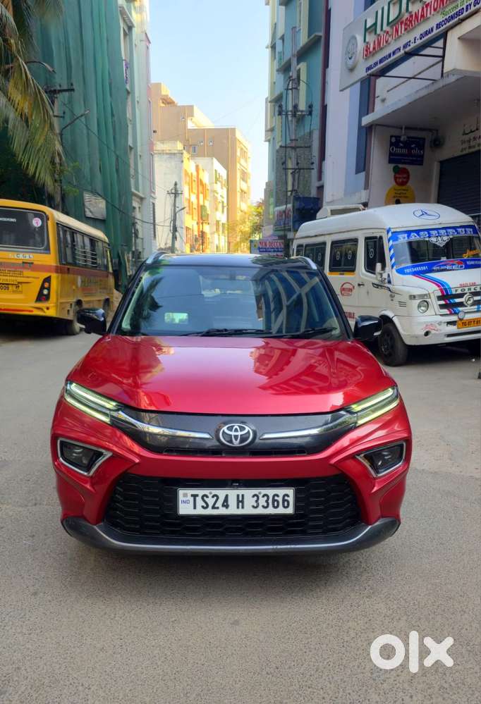 Toyota Urban Cruiser Hyryder 1.5 V Hybrid, 2023, Petrol