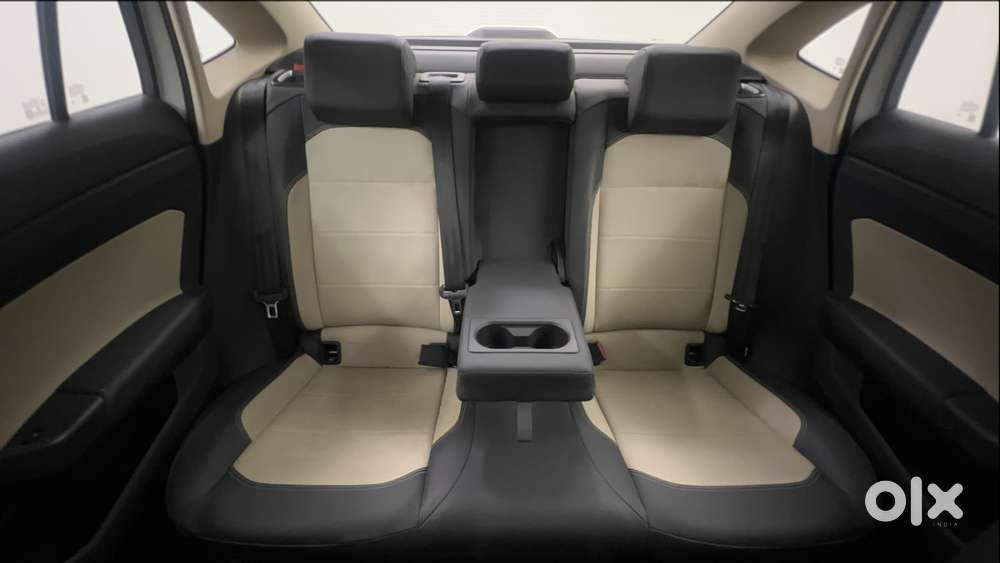 Skoda Slavia Style 1.0l Tsi At, 2024, Petrol