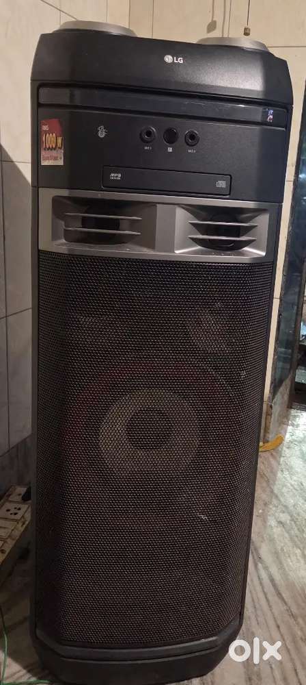 LG 1000W Party spekar