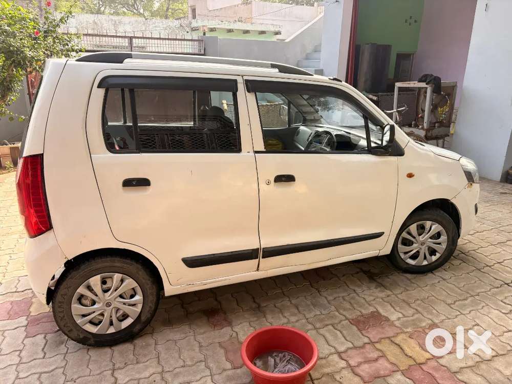 Wagon R Cng White