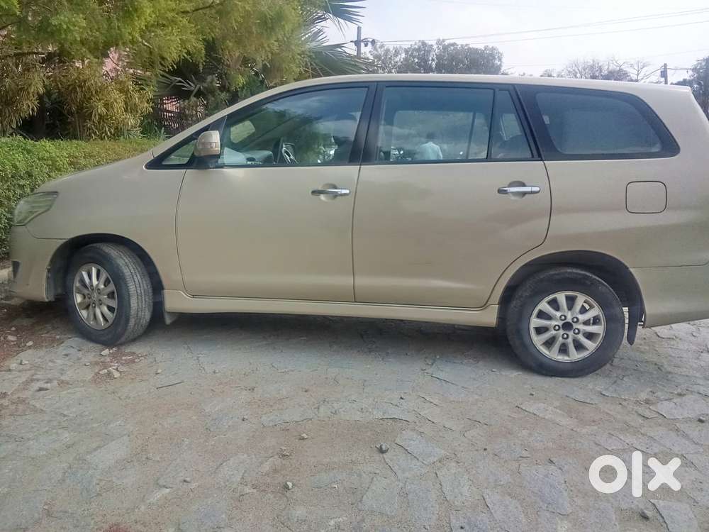 Toyota Innova 2.5 V 7 Str, 2013, Diesel