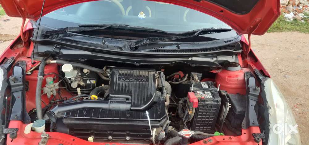Maruti Suzuki Swift Vxi + Manual, 2015, Petrol
