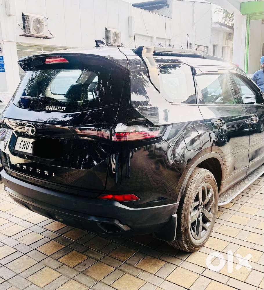 Tata Safari 2.0 Xz Plus Dark Edition, 2023, Diesel