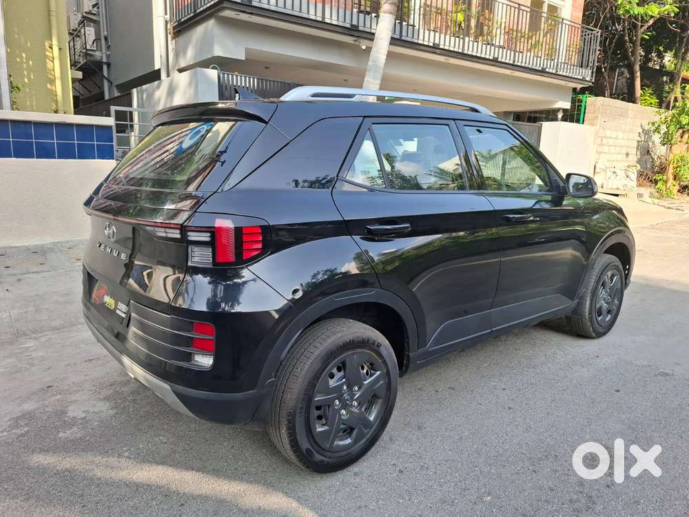 Hyundai Venue 1.2 S (o), 2025, Petrol
