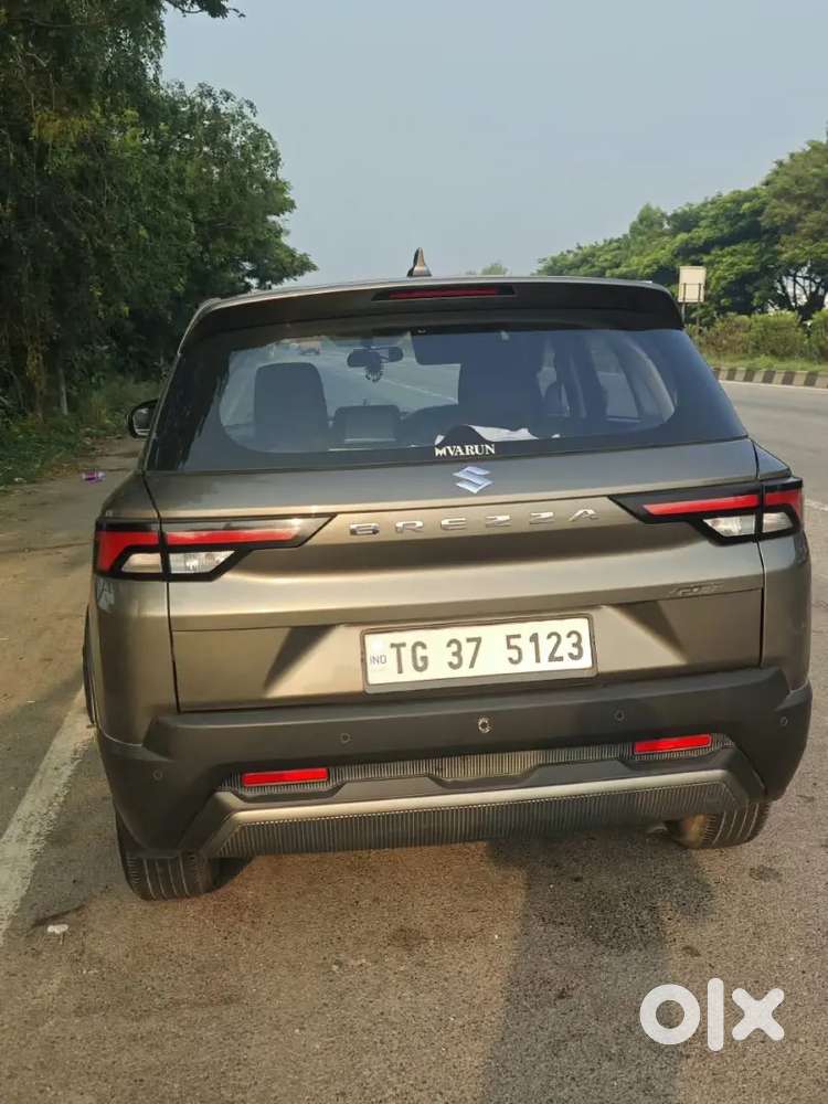 Maruti Suzuki Brezza Petrol Lxi 2025 March