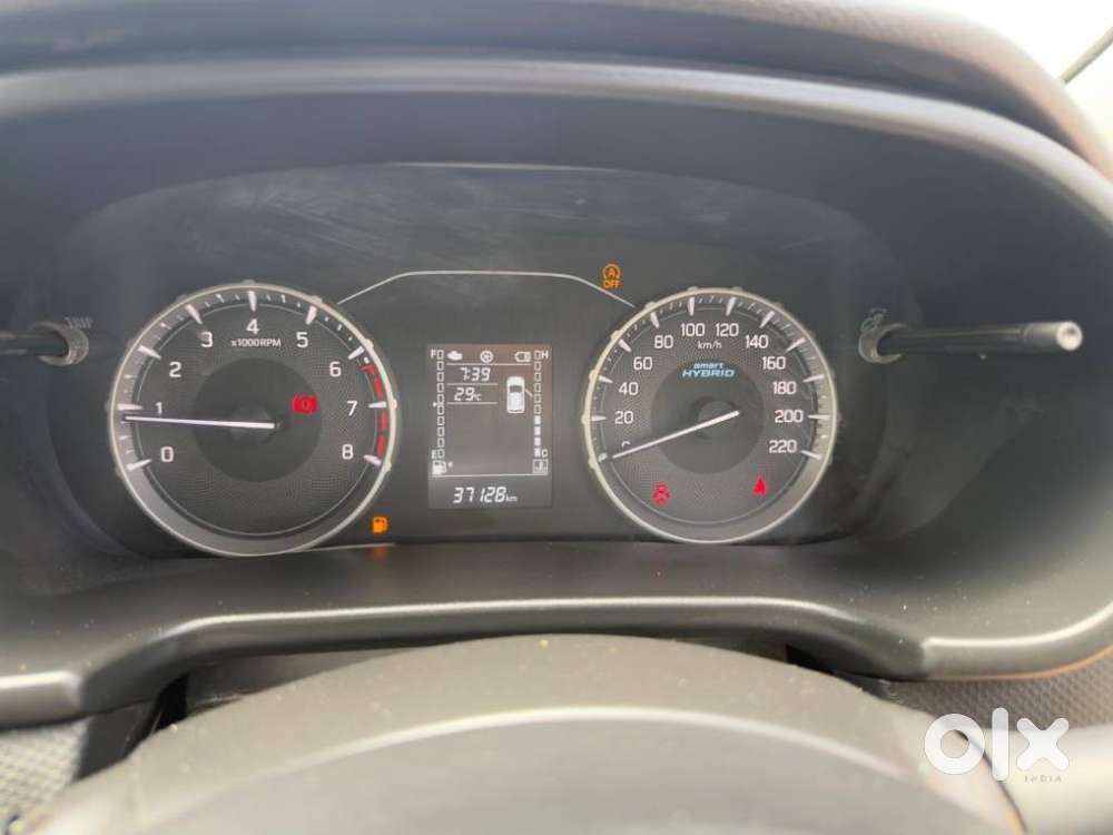 Maruti Suzuki Brezza 1.5 Vxi At Smart Hybrid, 2022, Petrol