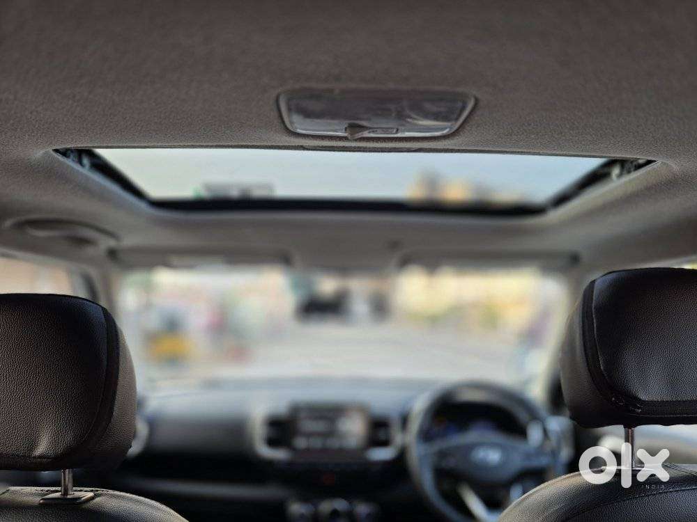 Hyundai Venue 1.2 S Plus, 2022, Petrol