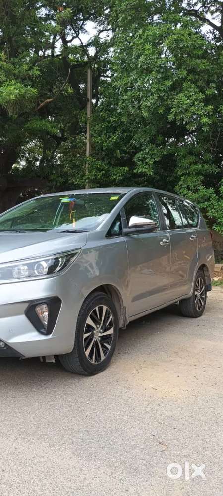 Toyota Innova Crysta [2020-ongoing] 2.4 Zx 7 Str, 2022, Diesel