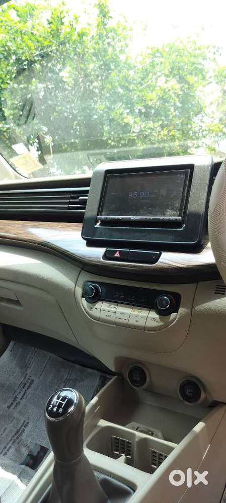 Maruti Suzuki Ertiga Zxi Shvs, 2020, Petrol
