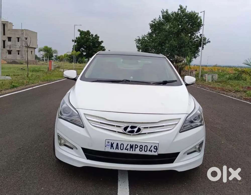 Hyundai Fluidic Verna 2015 Diesel 121000 Km Driven
