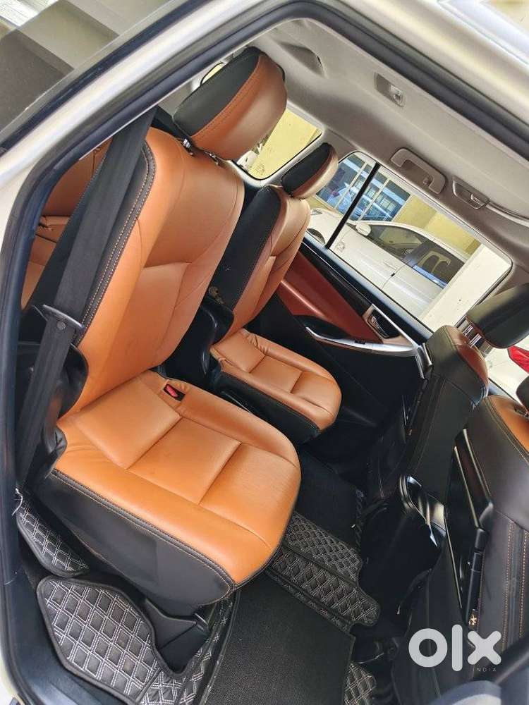 Toyota Innova Crysta 2.4 Vx Mt, 2017, Diesel