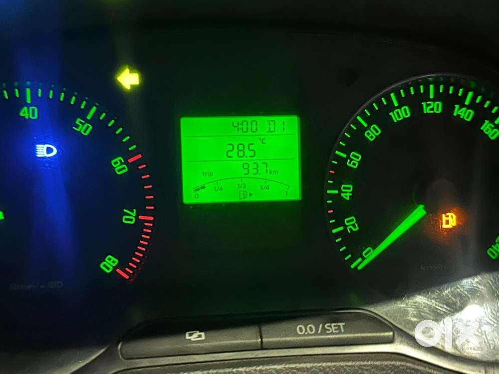 Skoda Rapid Petrol 2012