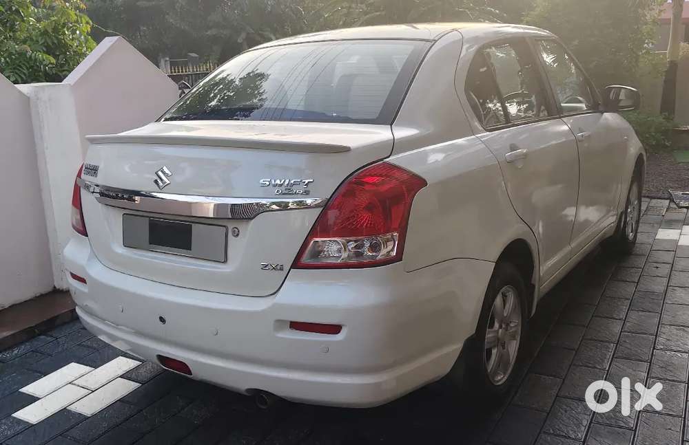 Maruti Suzuki Dzire 1.2 Zxi 2010 Petrol