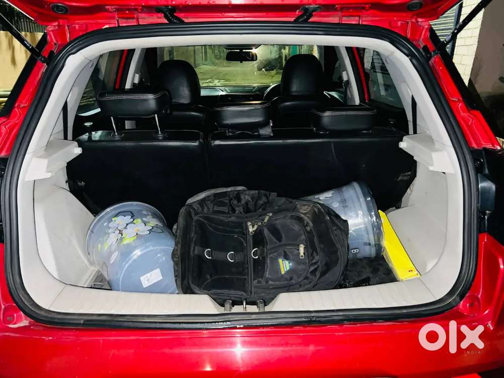 Mahindra Xuv300 2019 Diesel 60000 Km Driven