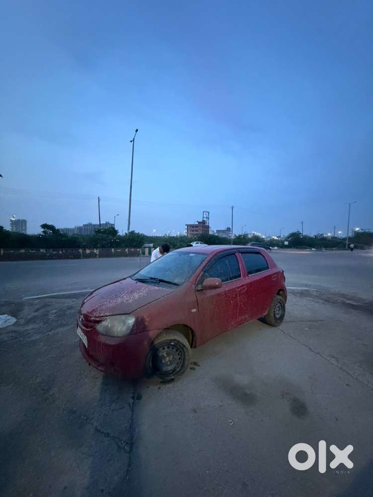 Toyota Etios Liva Petrol 2013 Year