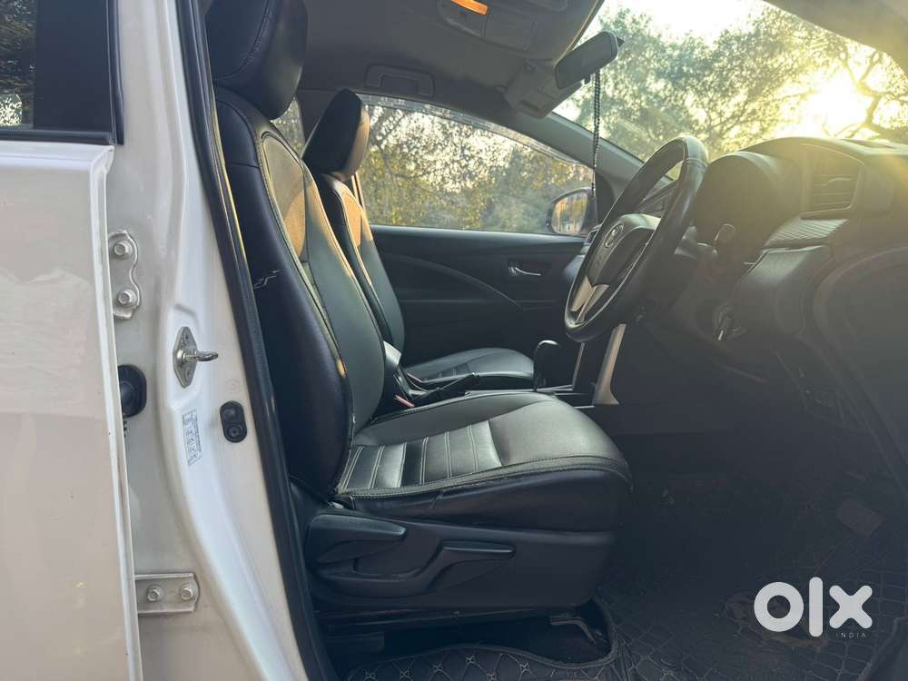 Toyota Innova Crysta 2.8 Gx At 8s, 2019, Diesel