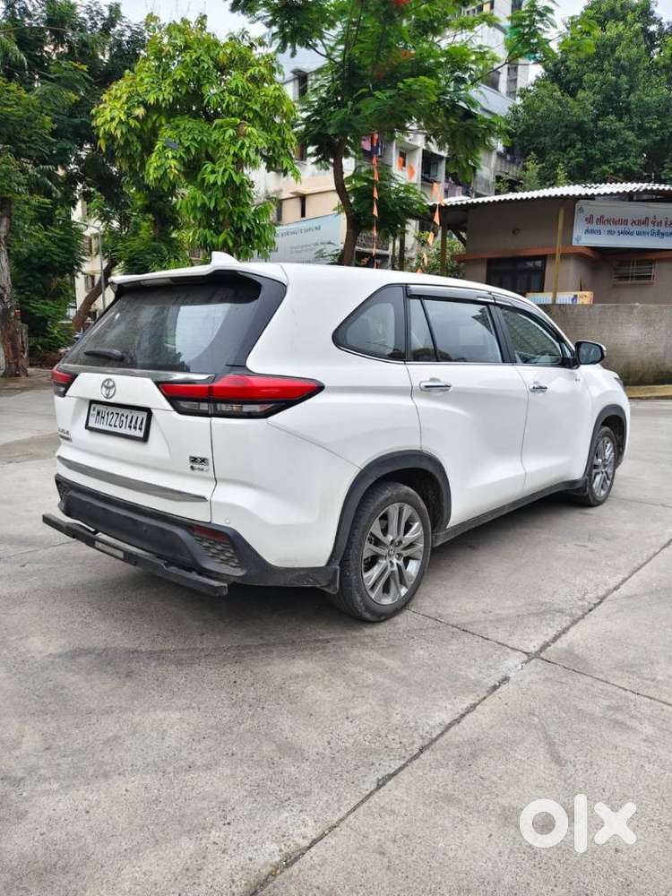 Toyota Innova Hycross 2.0 Zx (o) Hybrid 7 Str, 2026, Cng & Hybrids