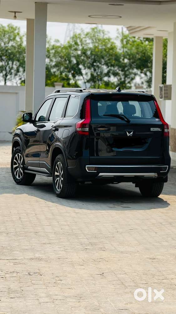 Mahindra Diesel 2025 (scorpio N , Z8 L , Mt Black , 2wd , 7 Str)