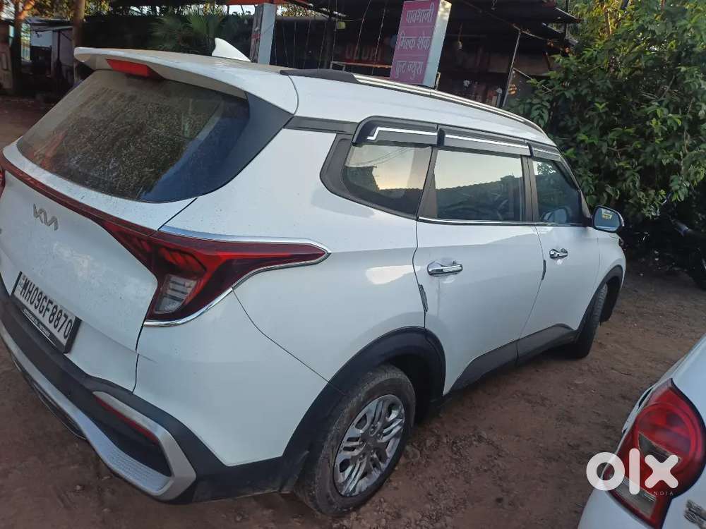 Kia Carens Luxury 1.4 2023