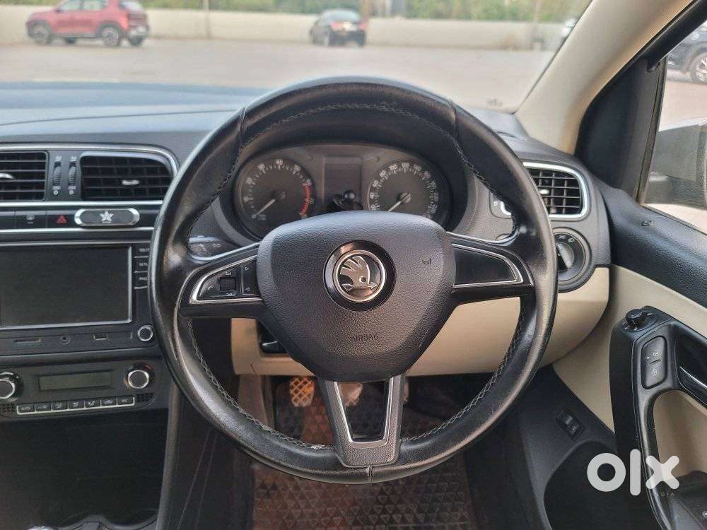Skoda Rapid 1.6 Mpi Ambition With Alloy Wheel, 2017, Cng & Hybrids