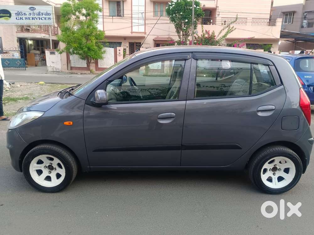 Hyundai I10 Sportz, 2015, Petrol