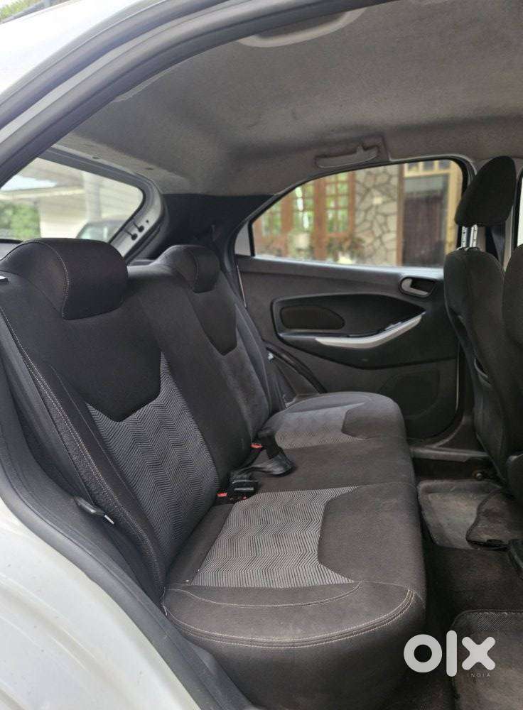 Ford Figo Petrol Titanium, 2016, Petrol