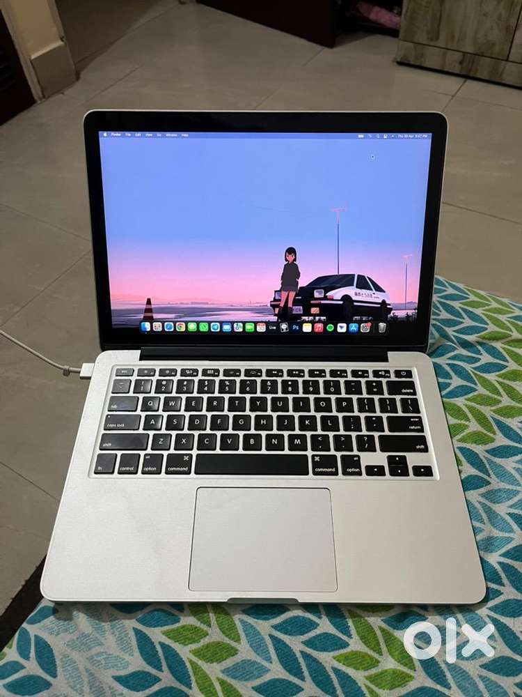 Apple MacBook Pro 13-inch 2015 256GB Good Condition - Computers