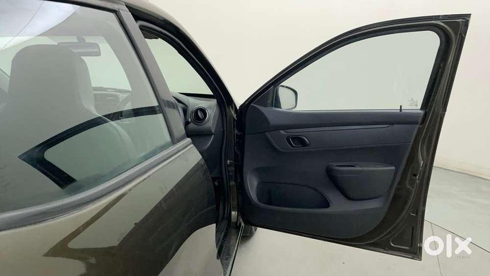 Renault Kwid 1.0 Rxt, 2016, Petrol
